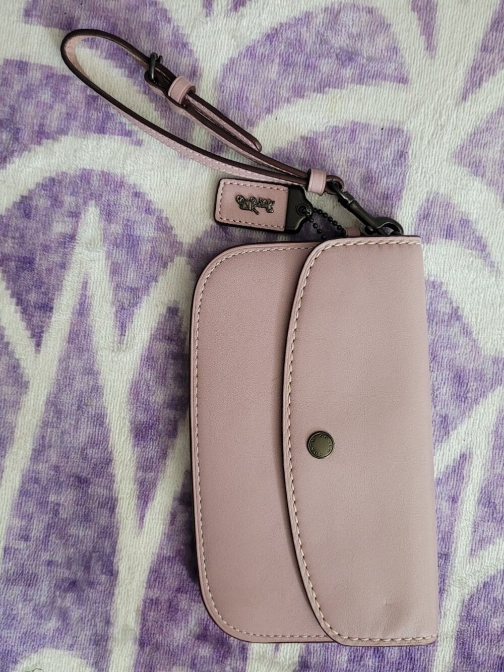 Coach Lilac Leather Wristlet Clutch